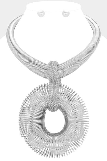 "Paula" Pearl Metal Wire Statement Necklace (Silver)